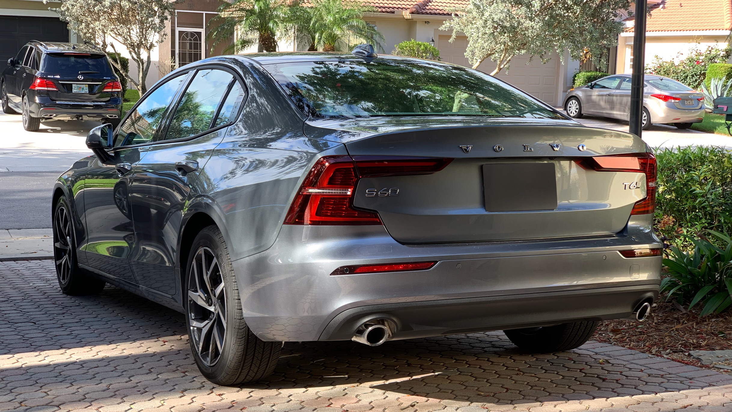 Rear of the S60
